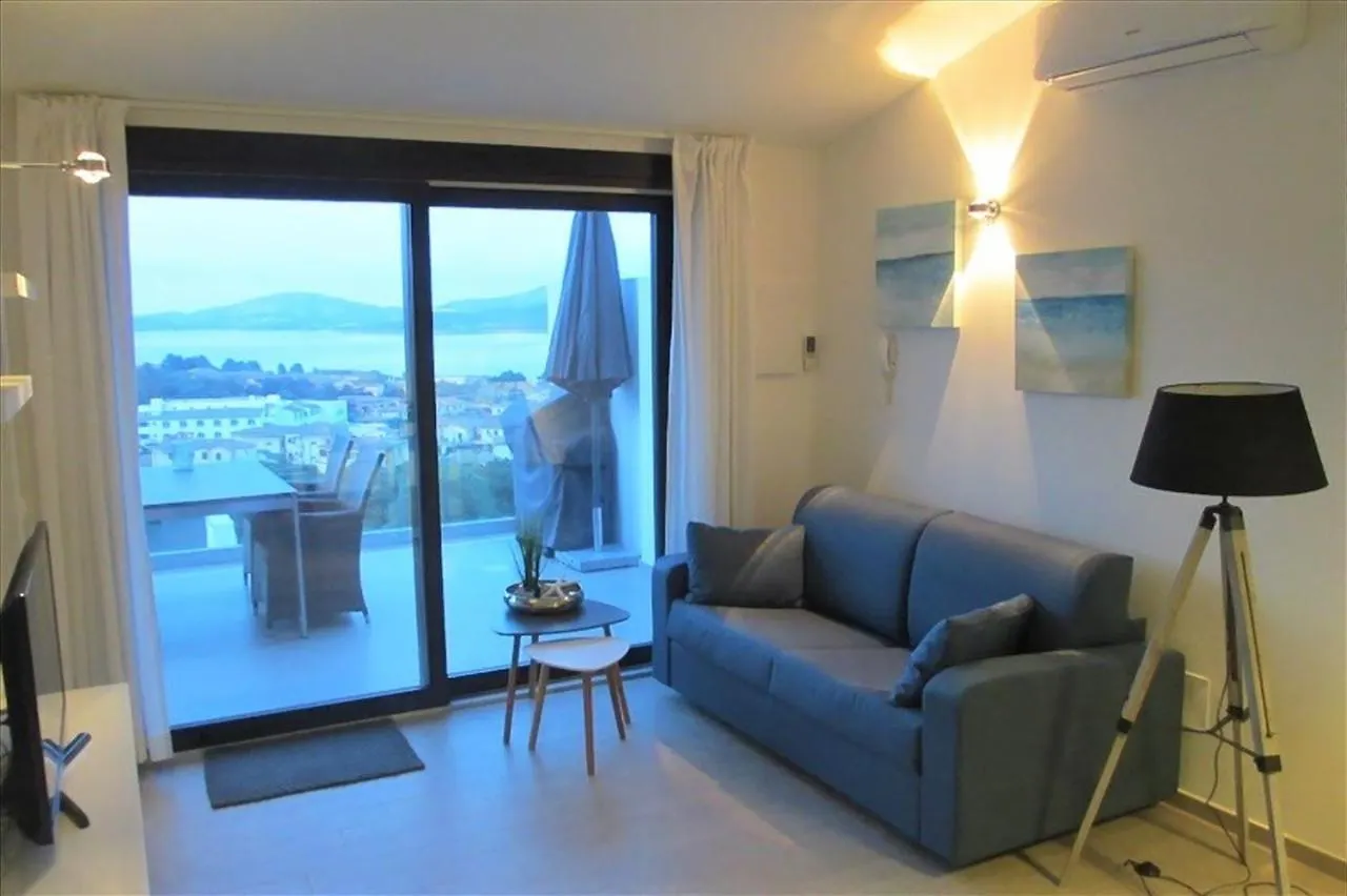 Mt Consulting Vacanze Cannigione 0*,